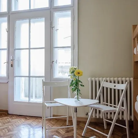 Roommates Belgrade